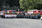 Einsatzkräfte der Feuerwehr, des THW und des DRK.